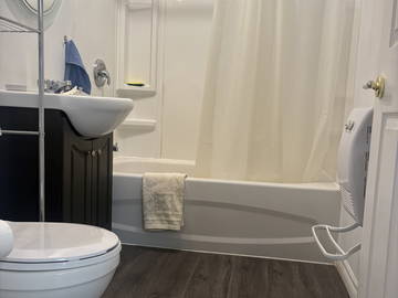 Entire Home Val-David 624582-5