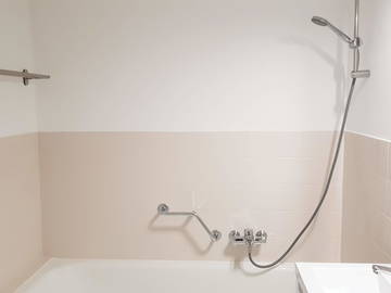 Entire home for rent in Sierre - photo 12: Bathroom-12