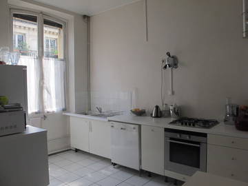 Room For Rent Paris 9309