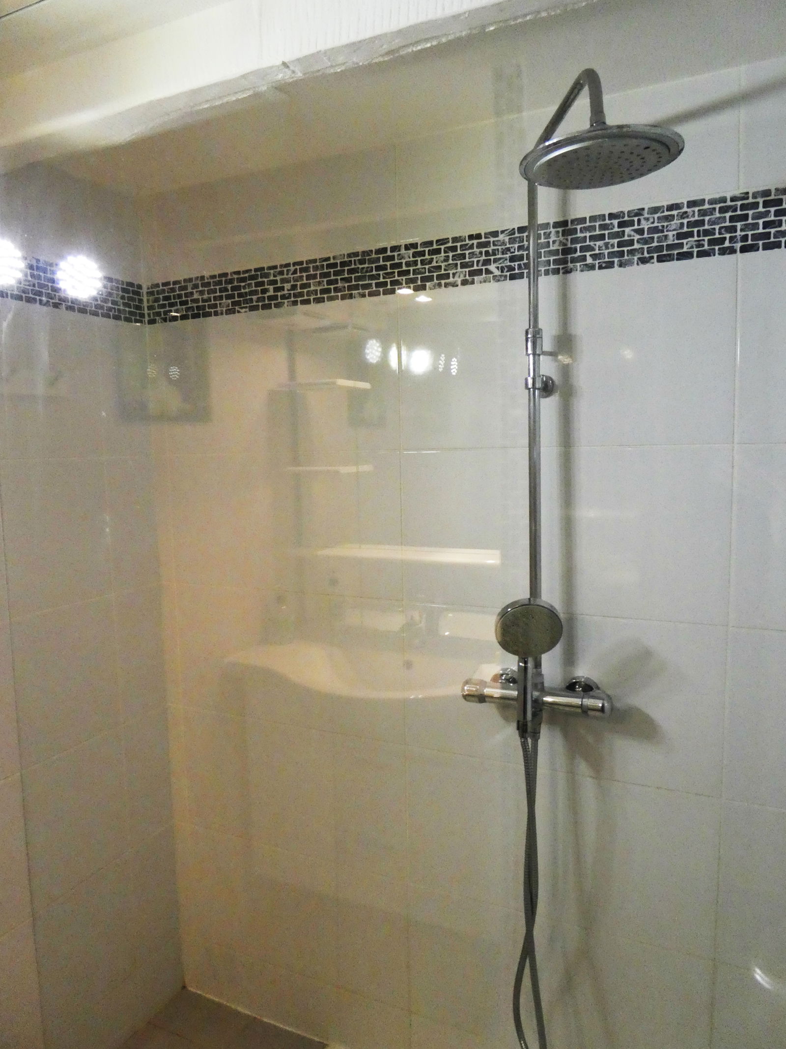 Onofhängeg Studio Dijon 38714