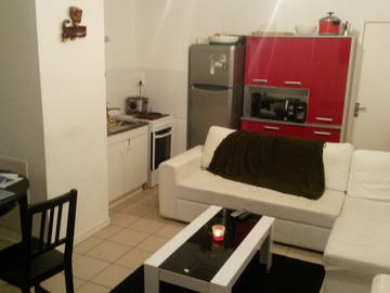 Room For Rent Lyon 91750