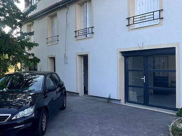 Room For Rent Trappes 437737