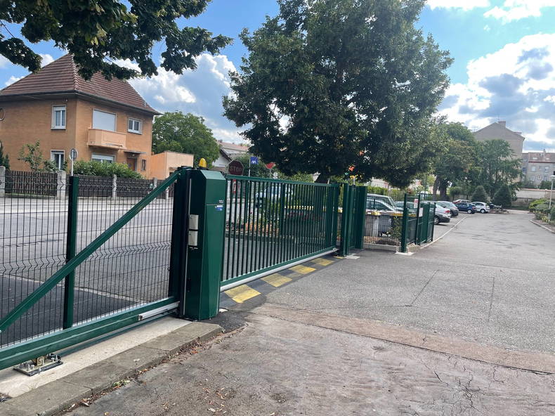 Toda La Casa Illzach 260945-3