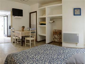 Logement entier à louer à Hyères - photo 11 : chambre-11