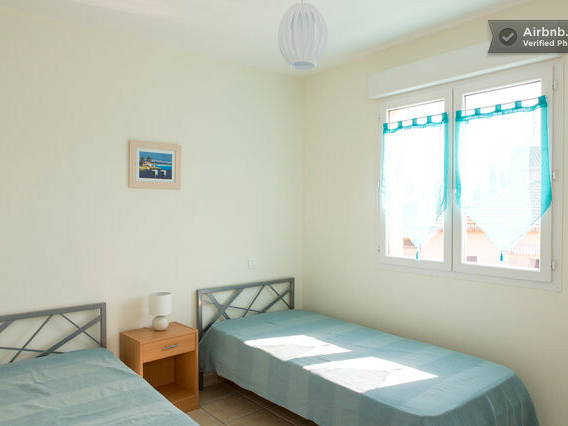 Entire Home Fréjus 70341-4