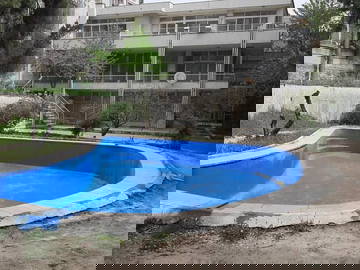 Homestay Tehran 560427