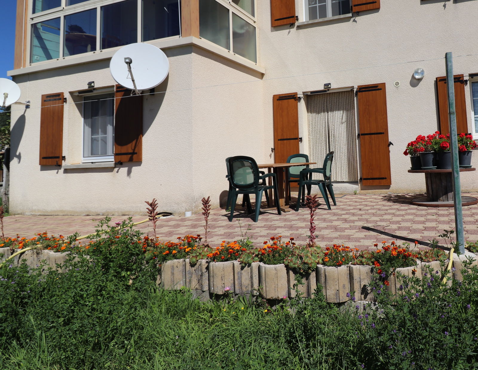 Onofhängeg Studio Clavières 479257