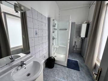 Logement entier à louer à Boulogne-Sur-Mer - photo 1 : salle de bain-1