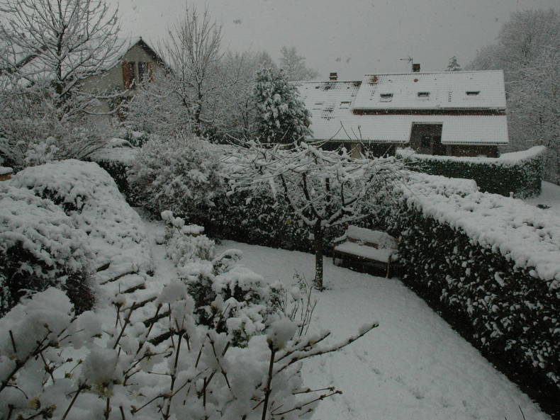 Entire Home Corenc 141841-5