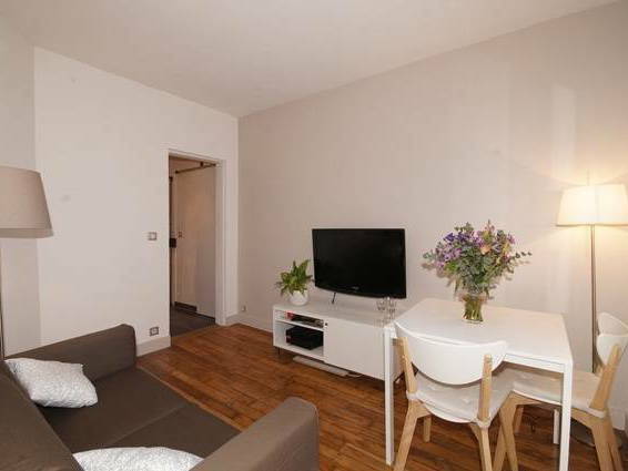 Ganzes Haus Paris 122619-1