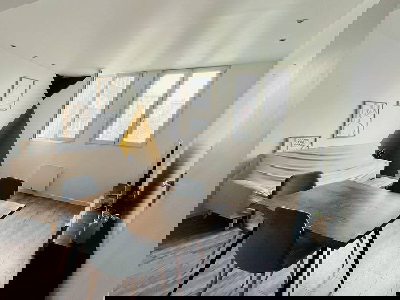 Colocación Brest 509750-1