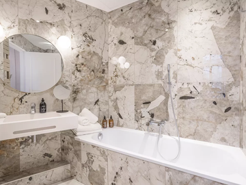 Logement entier à louer à Paris - photo 9 : salle de bain-9
