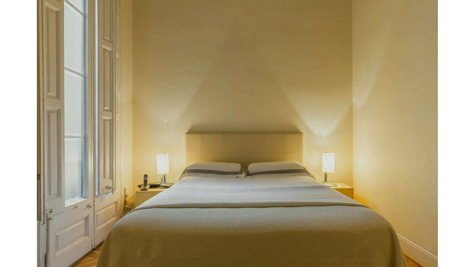 Chambre Chez L'habitant Barcelona 230625