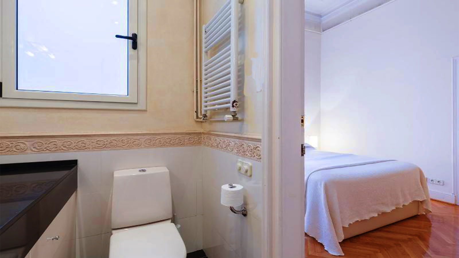 Chambre Chez L'habitant Barcelona 230625