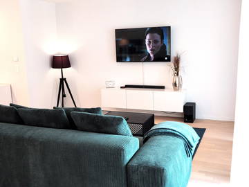 Logement entier à louer à Chavannes-Près-Renens - photo 5 : salon-5