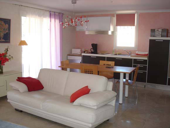 Entire Home Nîmes 191438-2