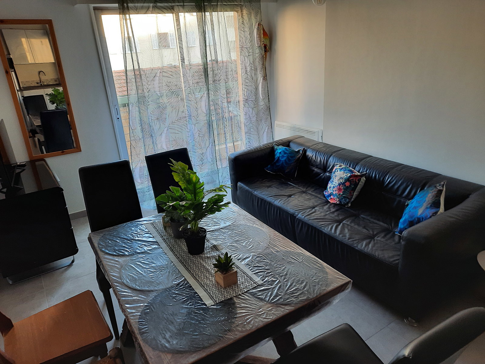 Colocatie Nice 664116