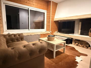 Logement entier à louer à Sillingy - photo 8 : salon-8