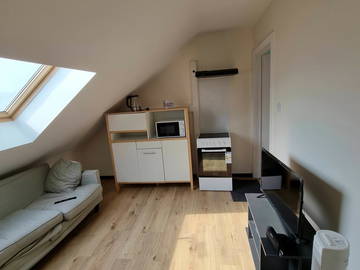 Room For Rent Charleroi 260422