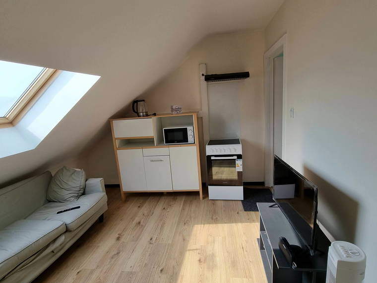 Homestay Charleroi 260422