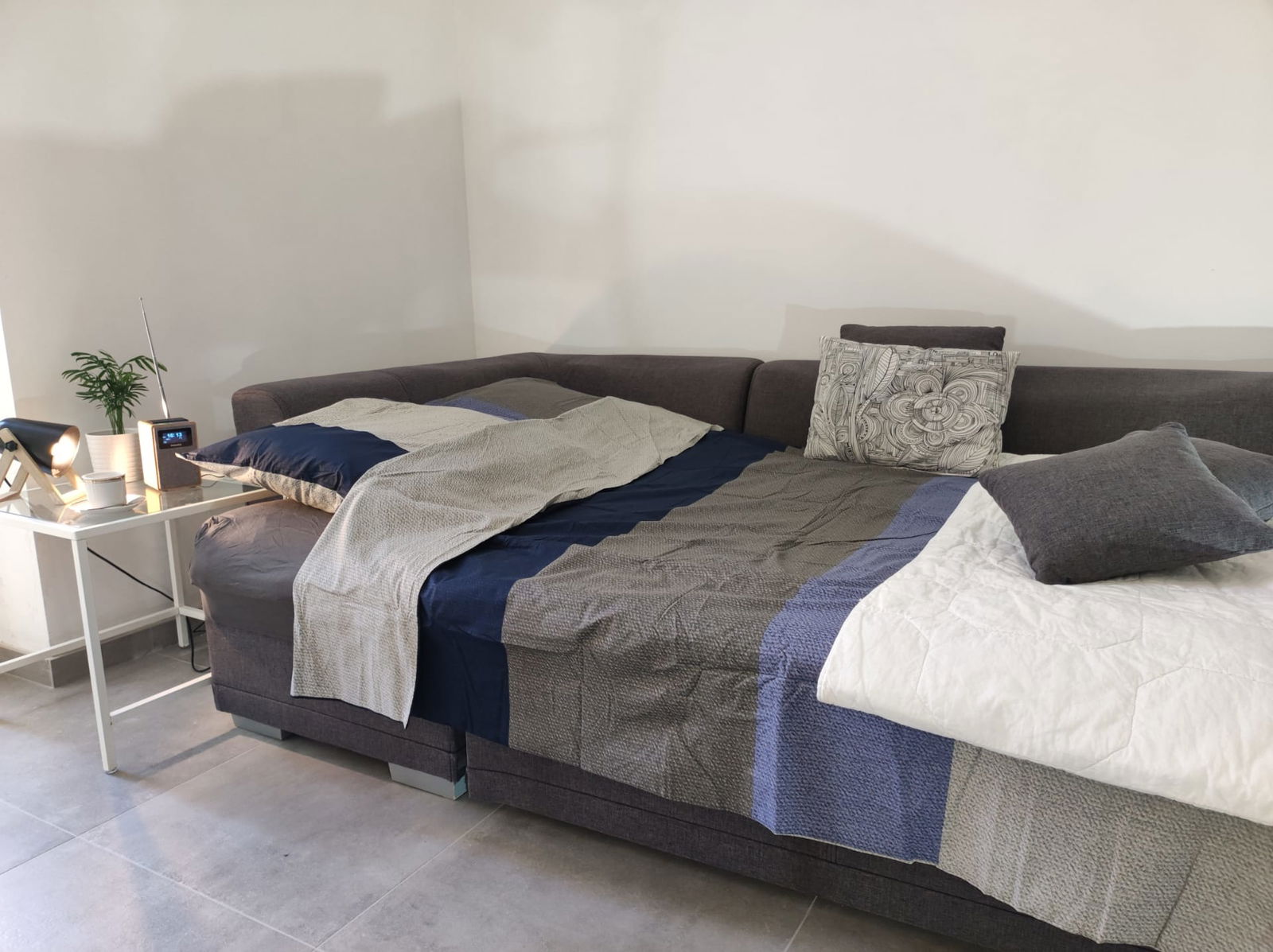 Itsenäinen Studio Charleroi 276999