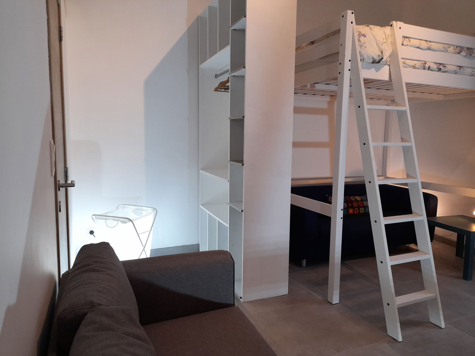 Unabhängiges Studio Charleroi 258778