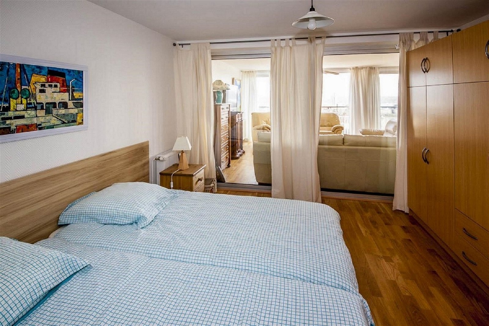 Oberoende Studio Suresnes 151397