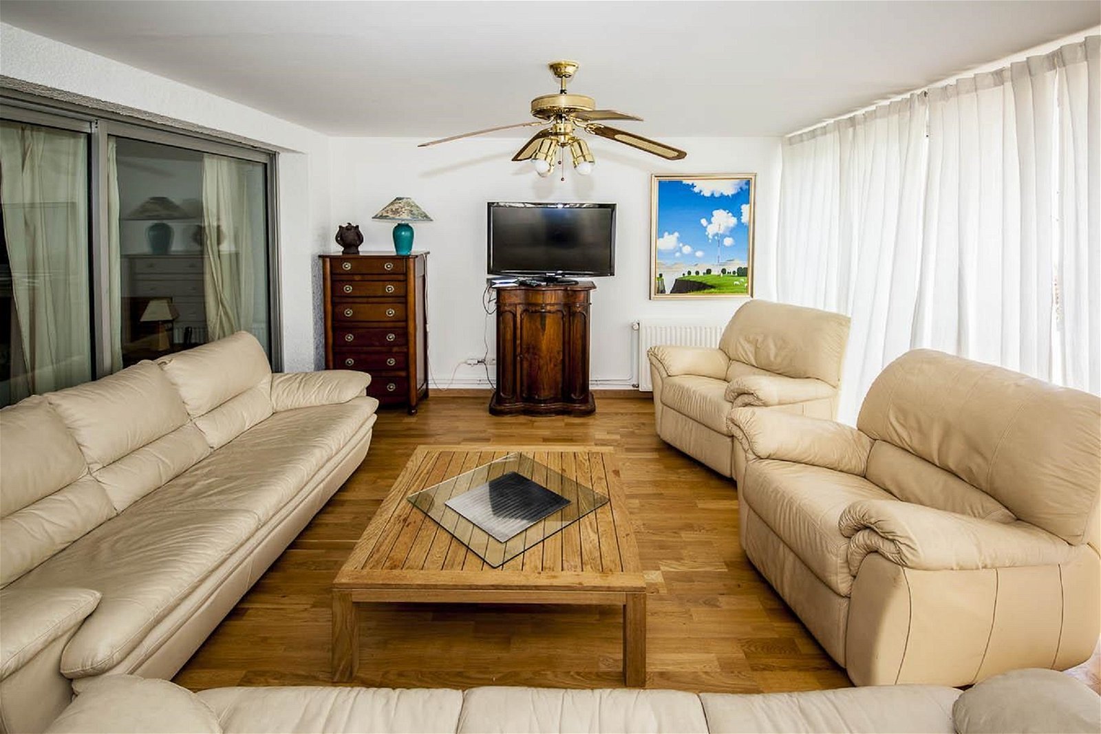 Oberoende Studio Suresnes 151397