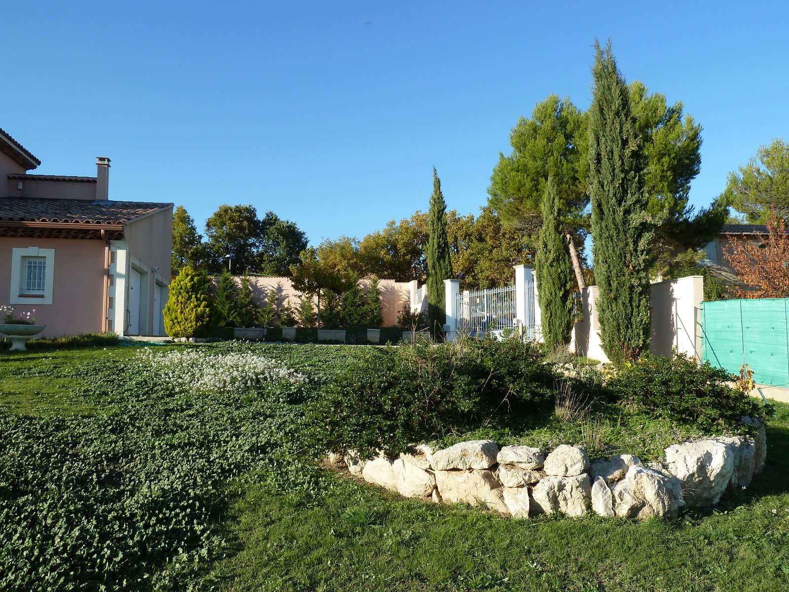 Oberoende Studio Reillanne 241104