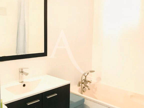 Entire Home Toulouse 261720-5