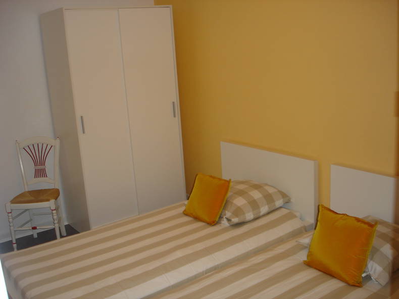 Toda La Casa Dijon 76202-4