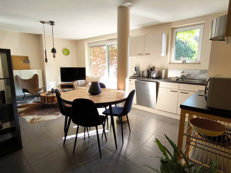 Entire Home Huy 676961-5