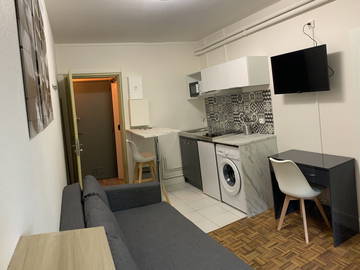 Roomlala | Appartement Totalement Rénové Proche Centre Ville