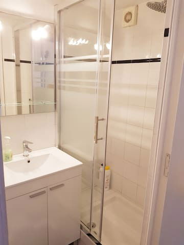 Onofhängeg Studio Sevilla 243083