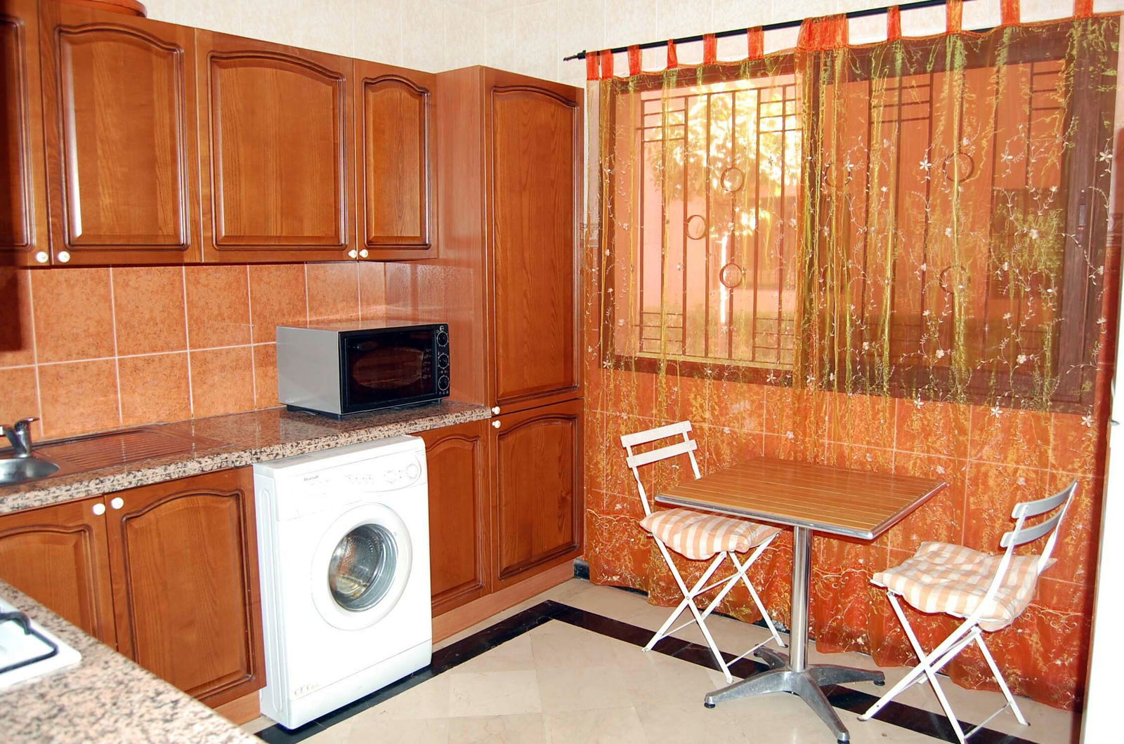 Logement Entier Dubaï 64789