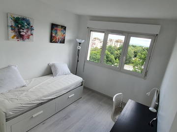 Chambre À Louer Champs-Sur-Marne 260304