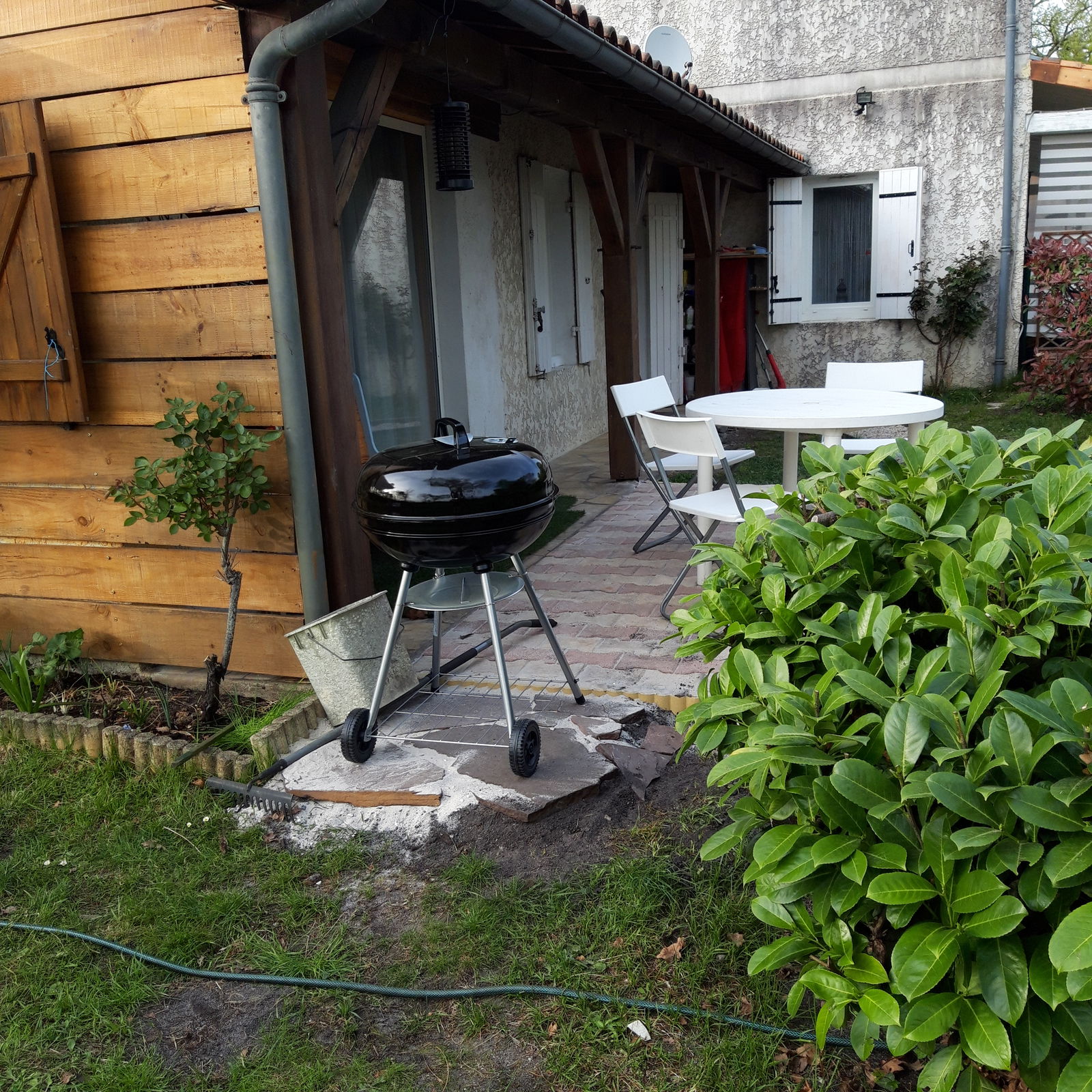 Independent Studio Mios 243539