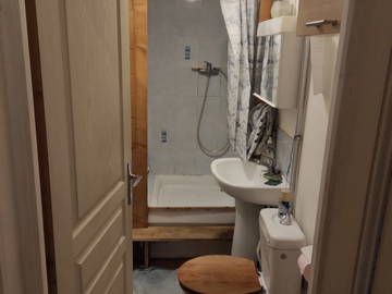 Chambre chez l'habitant à louer à Arras - salle de bain-9
