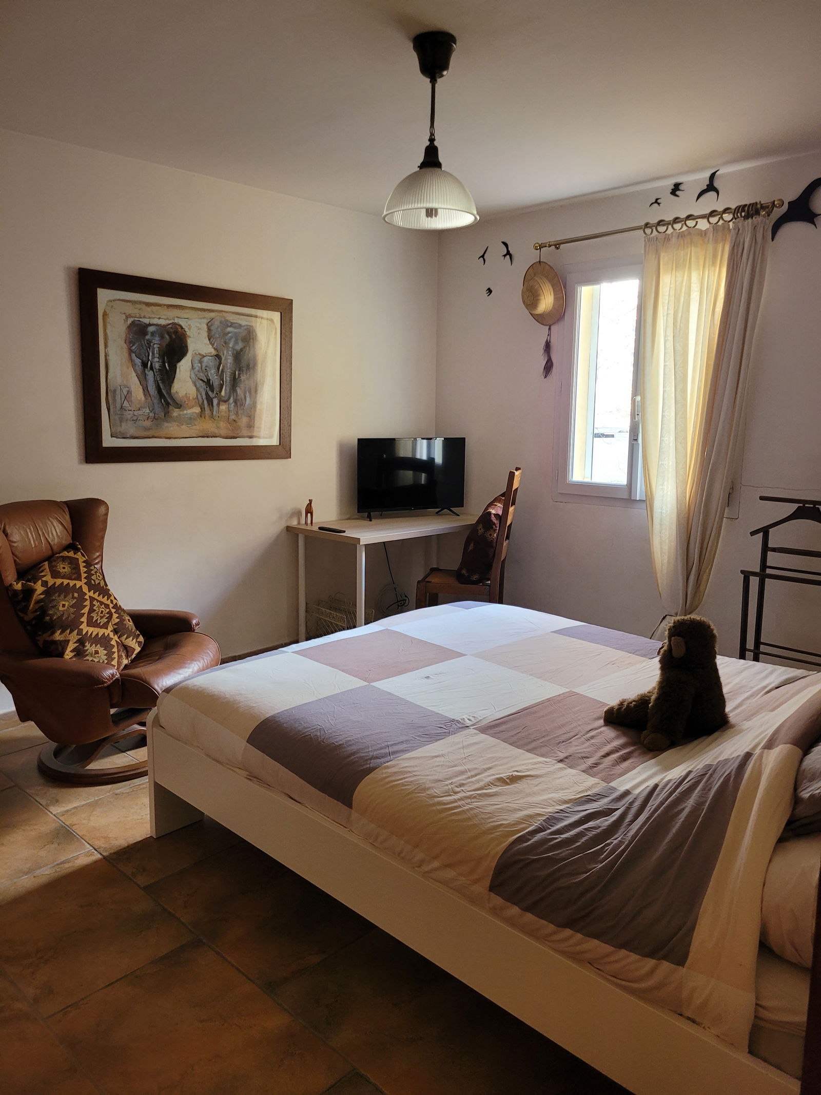 Quedarse En Casa Éguilles 250064