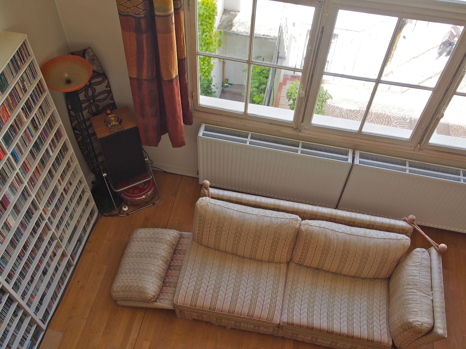 Independent Studio Paris 101094