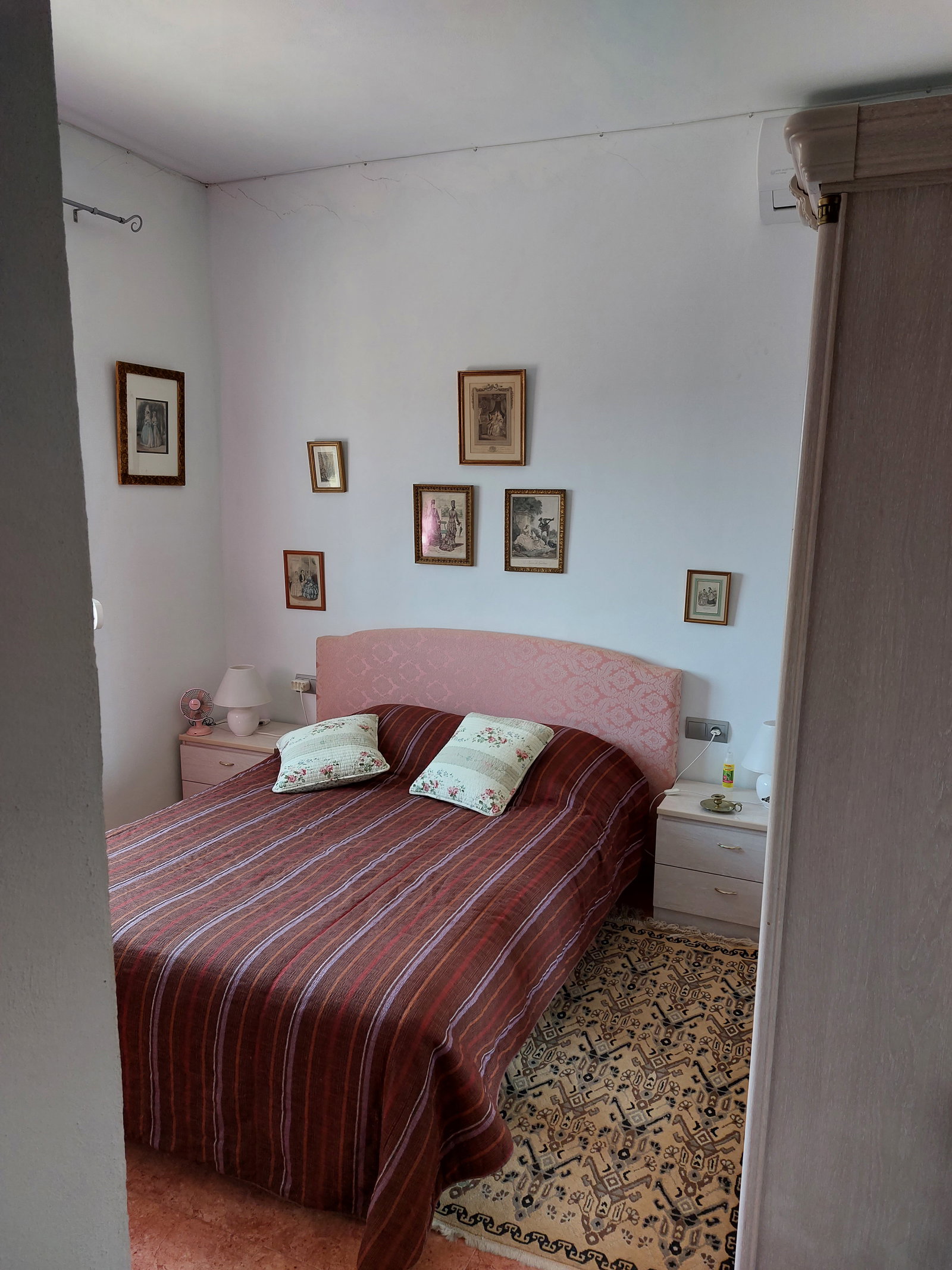 Quartos De Hóspedes Montroi 418812