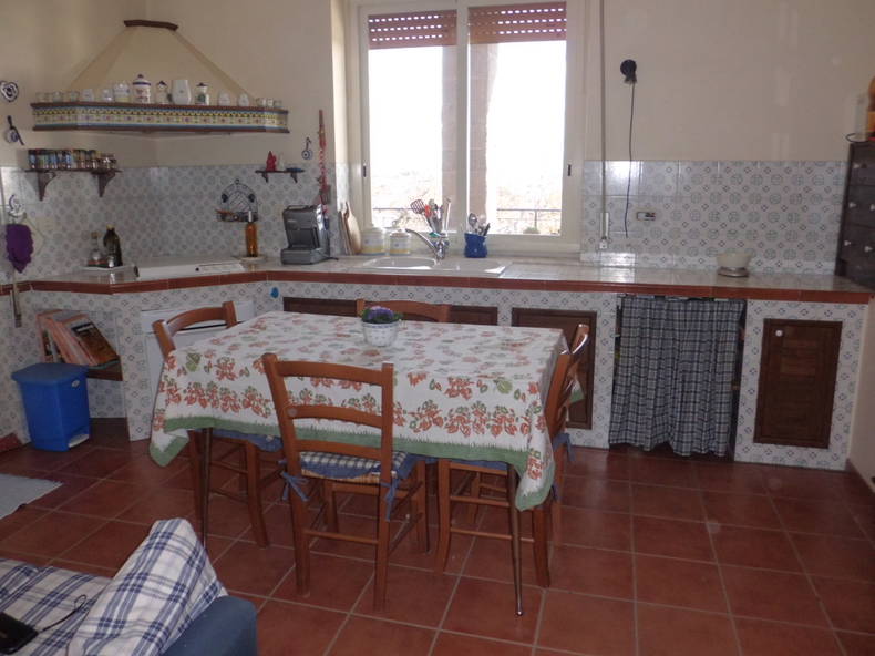 Famiglia Zafferana Etnea 160681-4