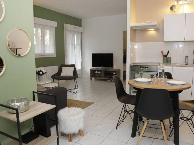 Hela Huset Senlis 263985-1