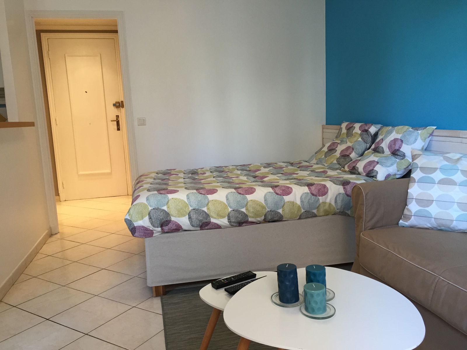 Onafhanklike Ateljee Cannes 98354