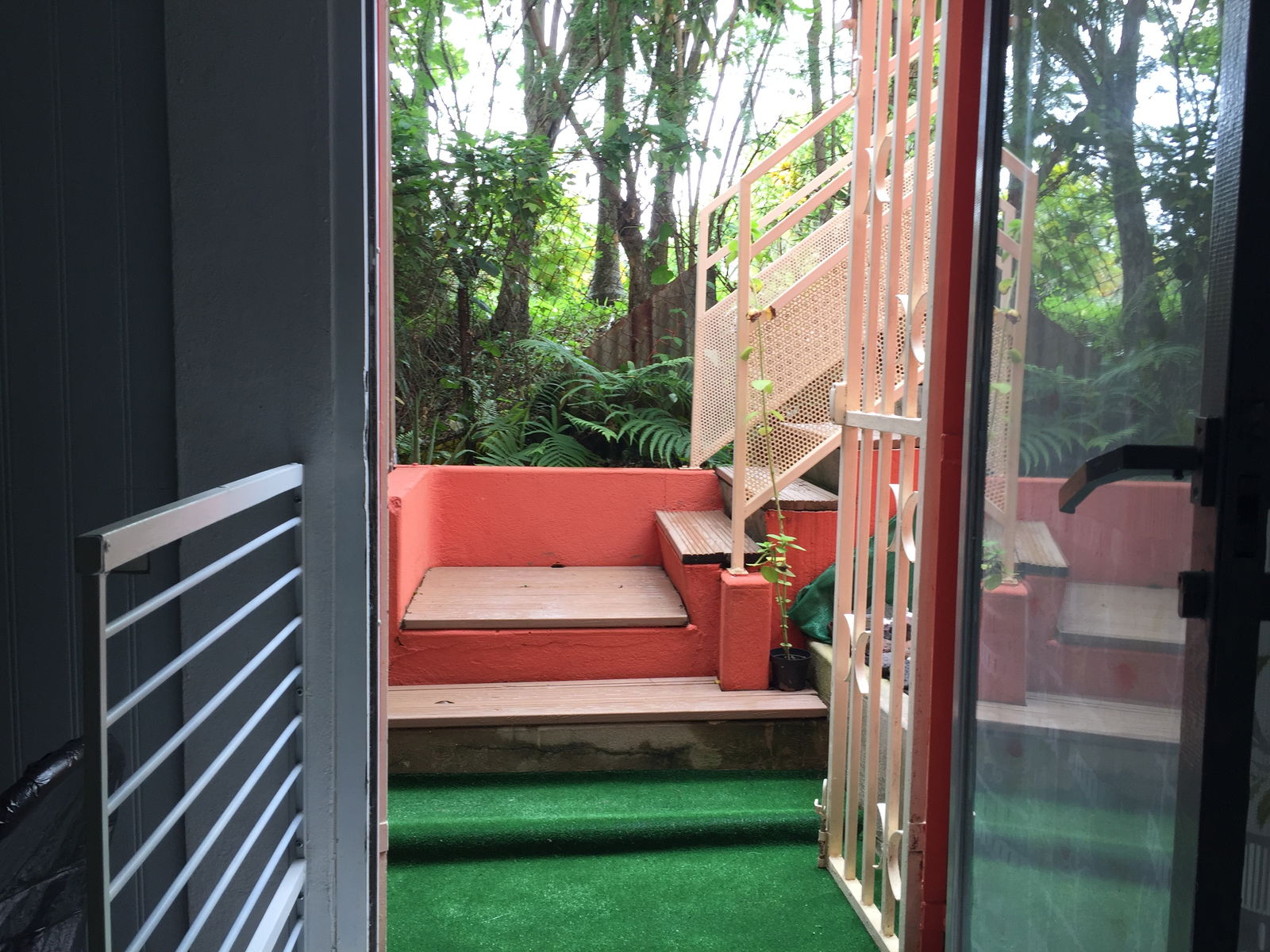 Onafhankelijke Studio Petit Bourg 233021