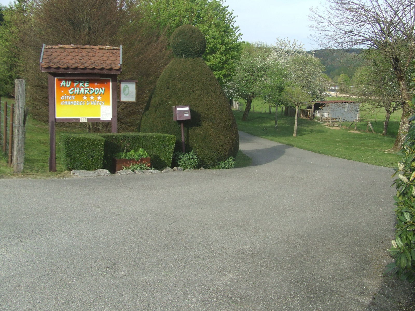 Gästezimmer Saint-Aupre 99501