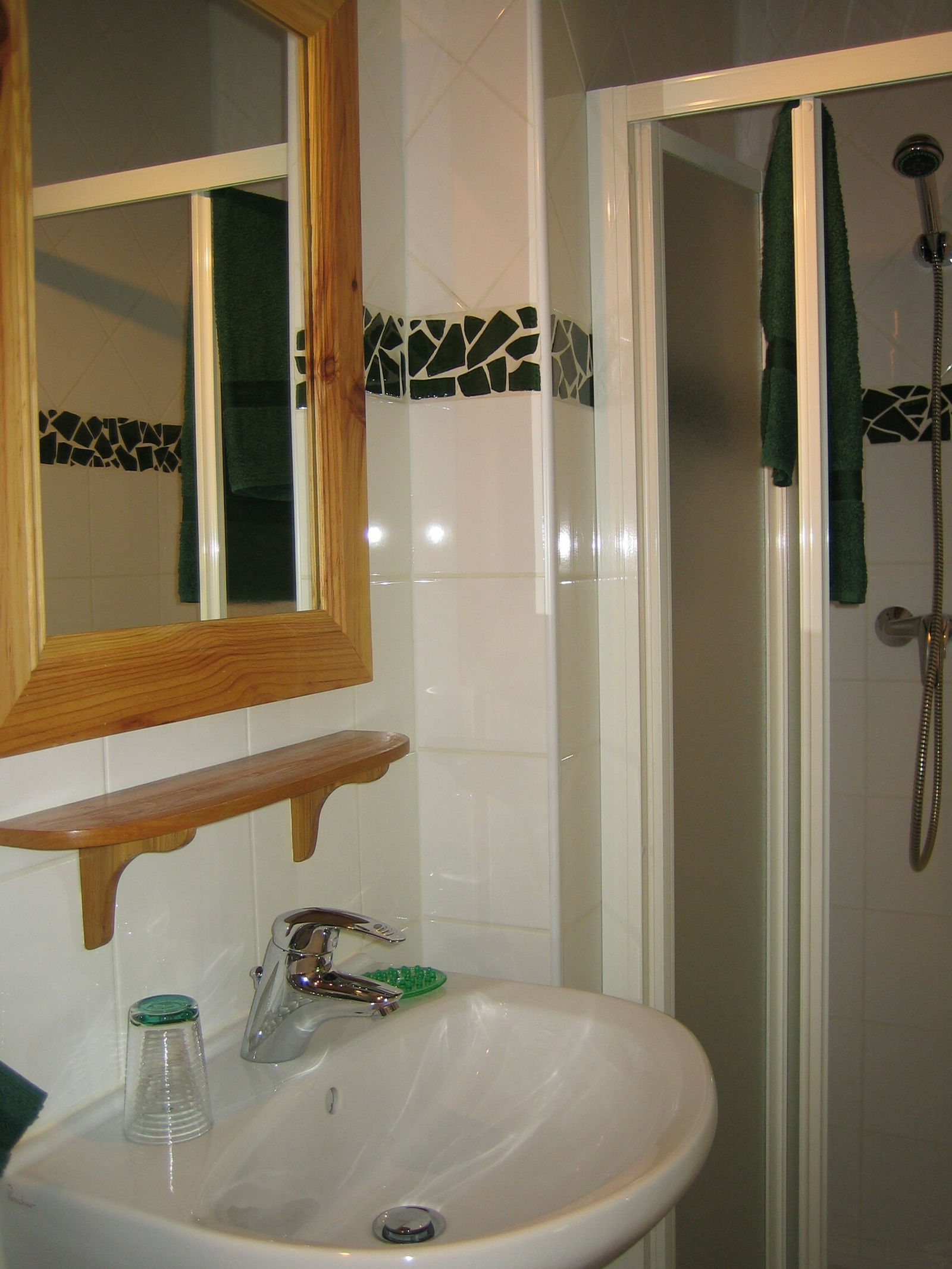 Gästezimmer Saint-Aupre 99501