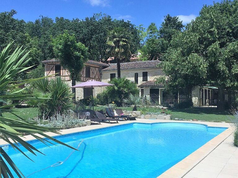 Toda La Casa Auch 196336-1