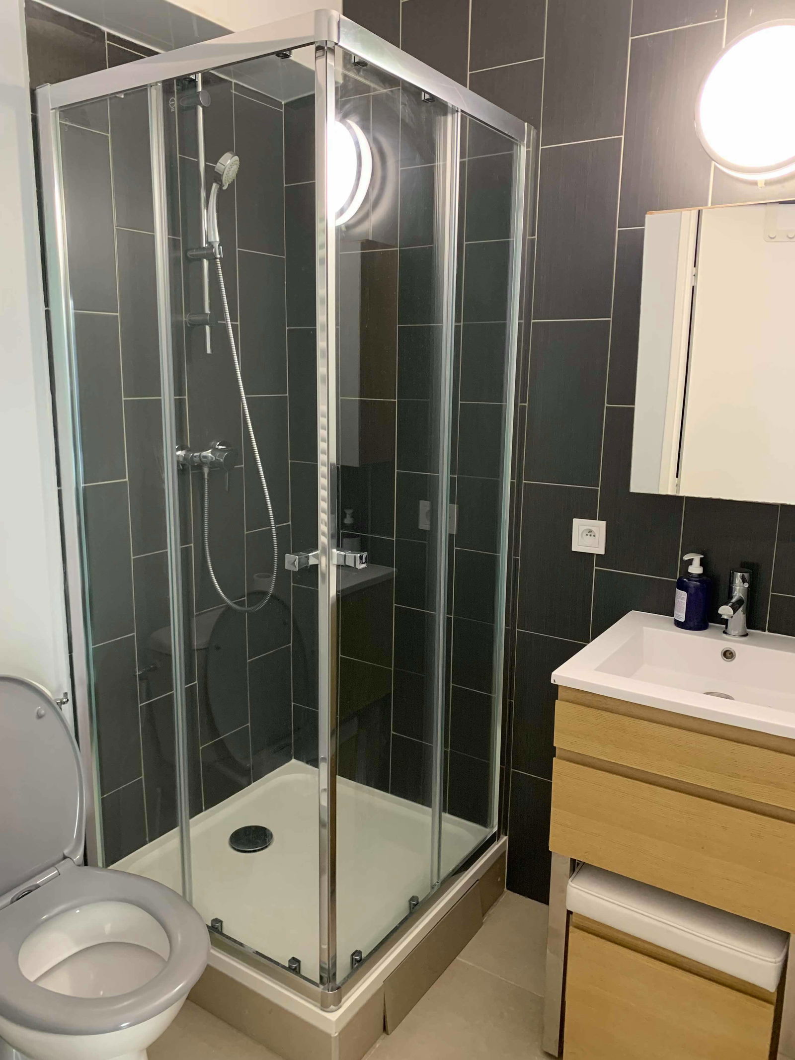 Unabhängiges Studio Torcy 238217