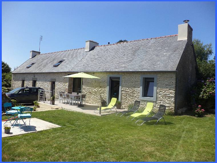 Homestay Plonéour-Lanvern 64088-1